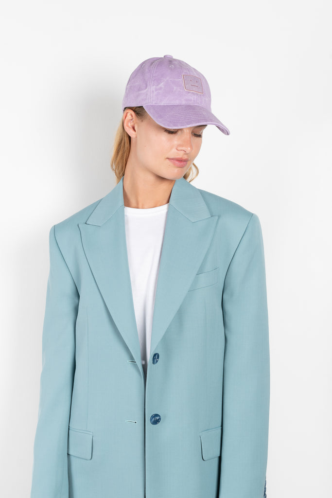 The Baseball Cap 171  by Acne Studios is a lilac six-panel baseball cap made from cotton canvas with a washed finish and detailed with a leather face patch logo patch