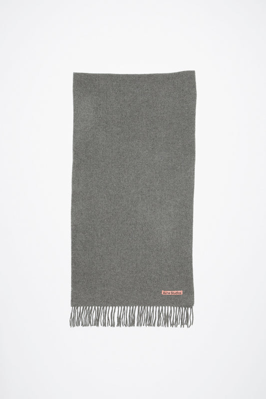 The Fringe Wool Scarf Narrow by Acne Studios bubble is detailed with a pink Acne Studios label and crafted from midweight wool