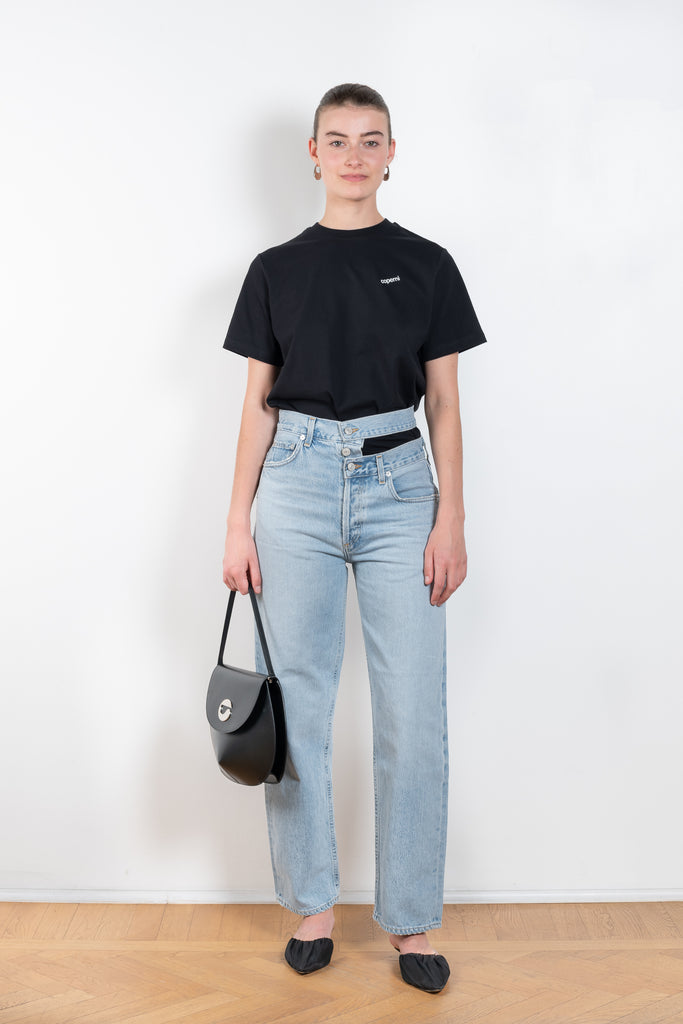 The Broken Waistband Jeans by Agolde has an easy, slightly relaxed straight leg and an ultra-high, broken waistband detail to show a sudden flash of skin
