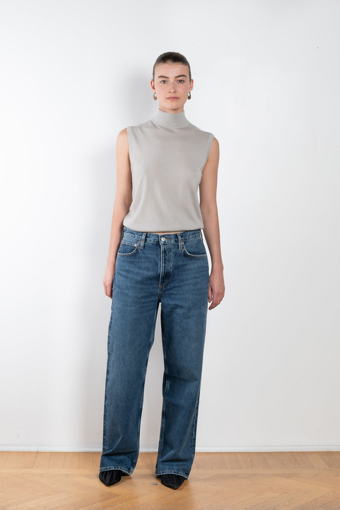 The Low Slung Baggy by AGOLDE is a ultra relaxed jeans with a upsized fit sitting low on the hips with a directional, baggy silhouette