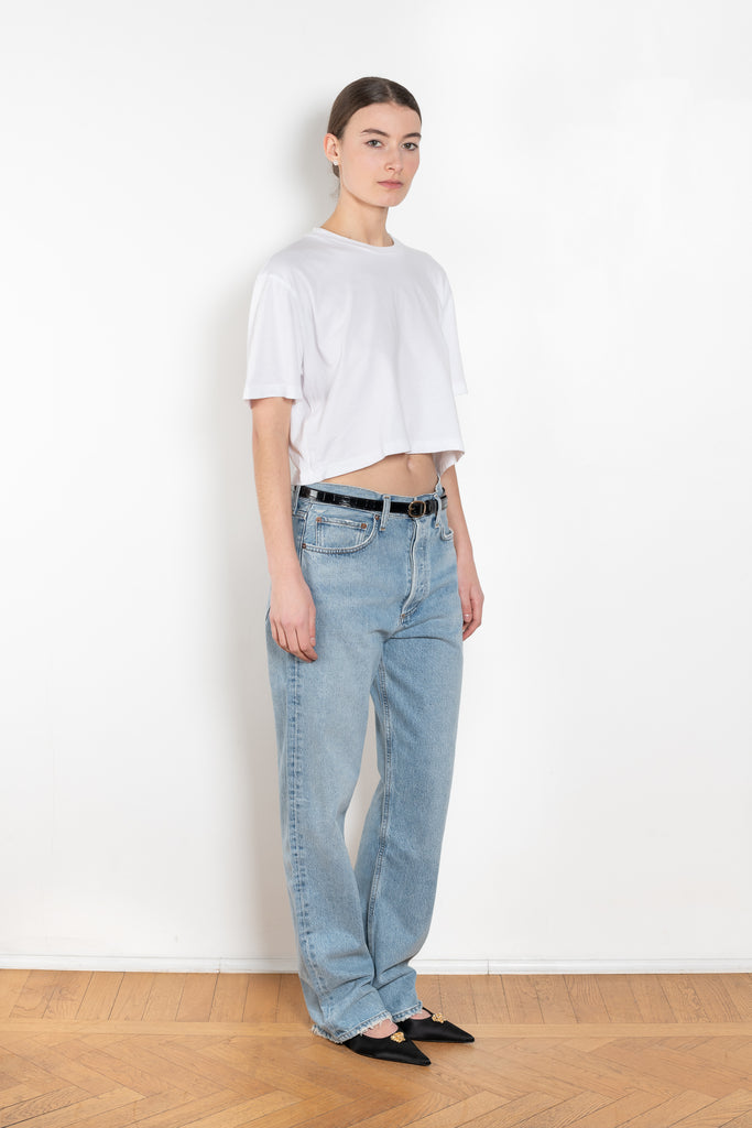 The Kelly Jeans by AGOLDE is a mid waist full length jeans with a straight leg and a flattering square cut top block