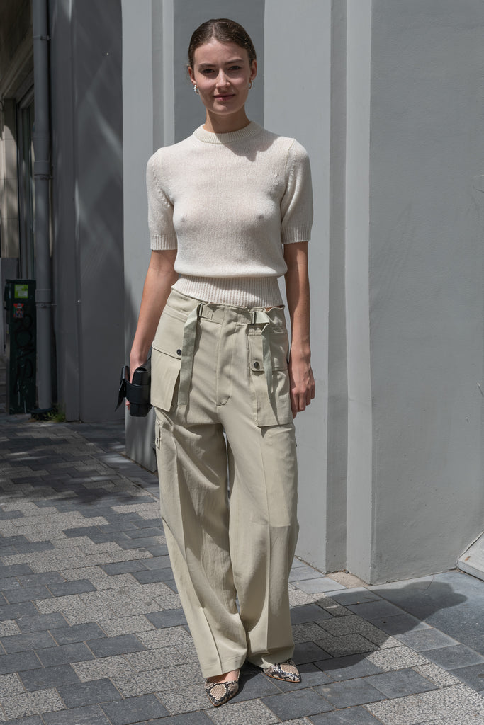 The Cashmere Knit Tshirt by Auralee is a short sleeved knit top in a super soft yet chunky cashmere knit