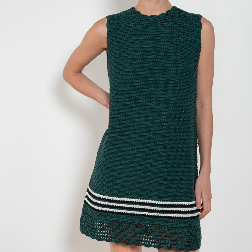 B B Wallace Reinhardt Crochet Dress