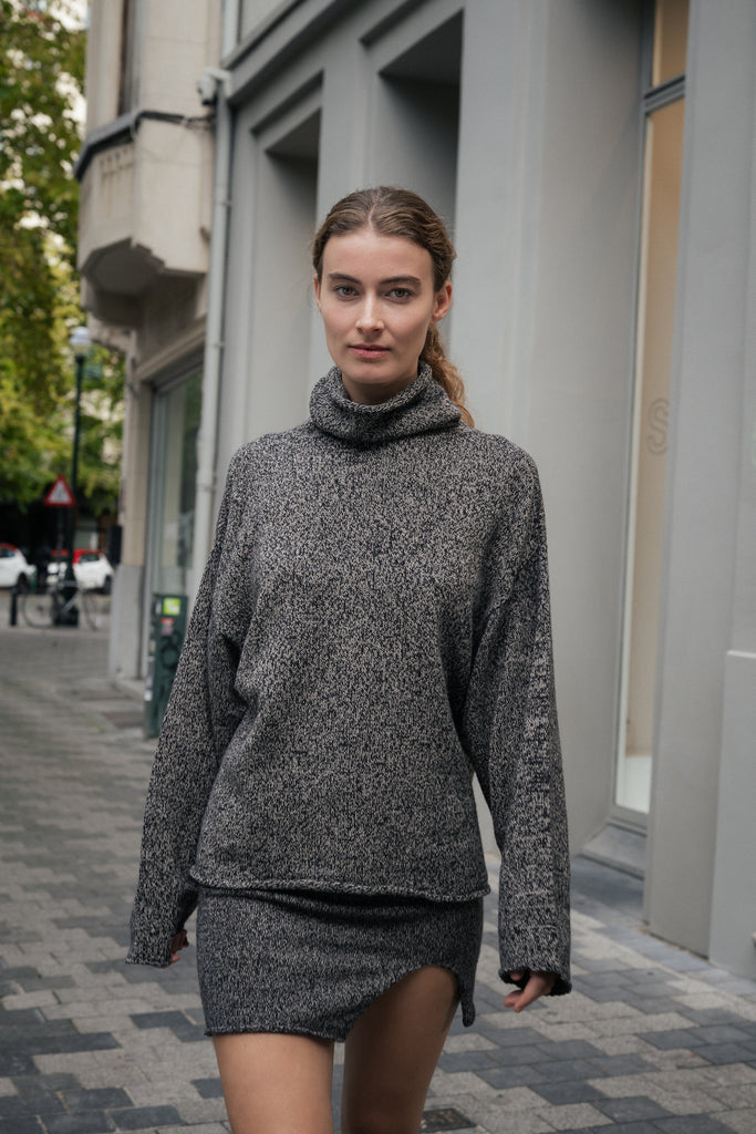 Baserange Kem Turtleneck