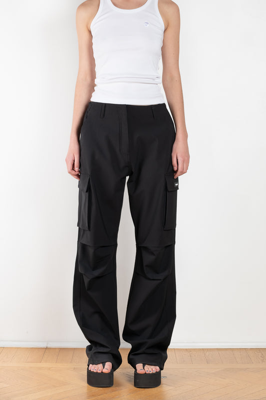 The Wide Leg cargo pants by Coperni are signature wide pants with cargo details and an adjustable waistband to carry them high or low slung according to your likings