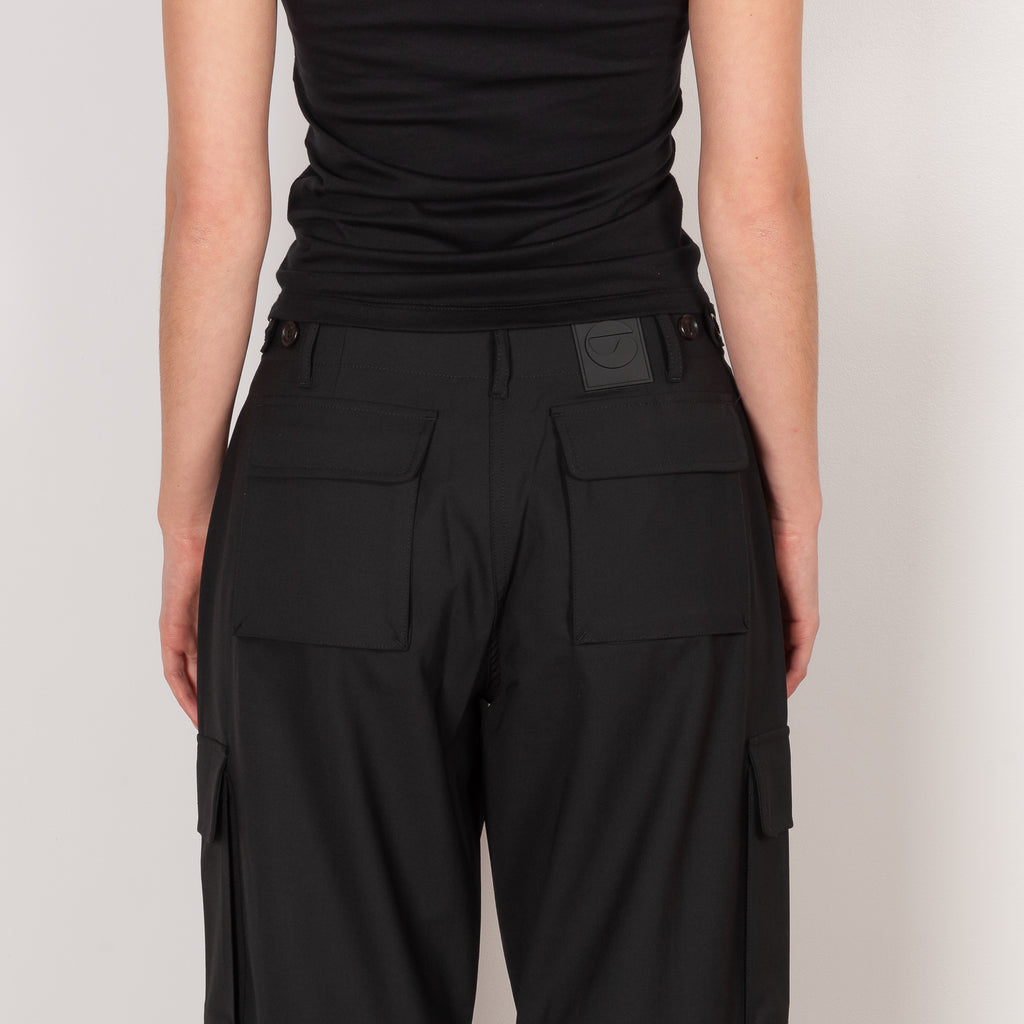 The Wide Leg Cargo Pants by Coperni are signature wide pants with cargo details