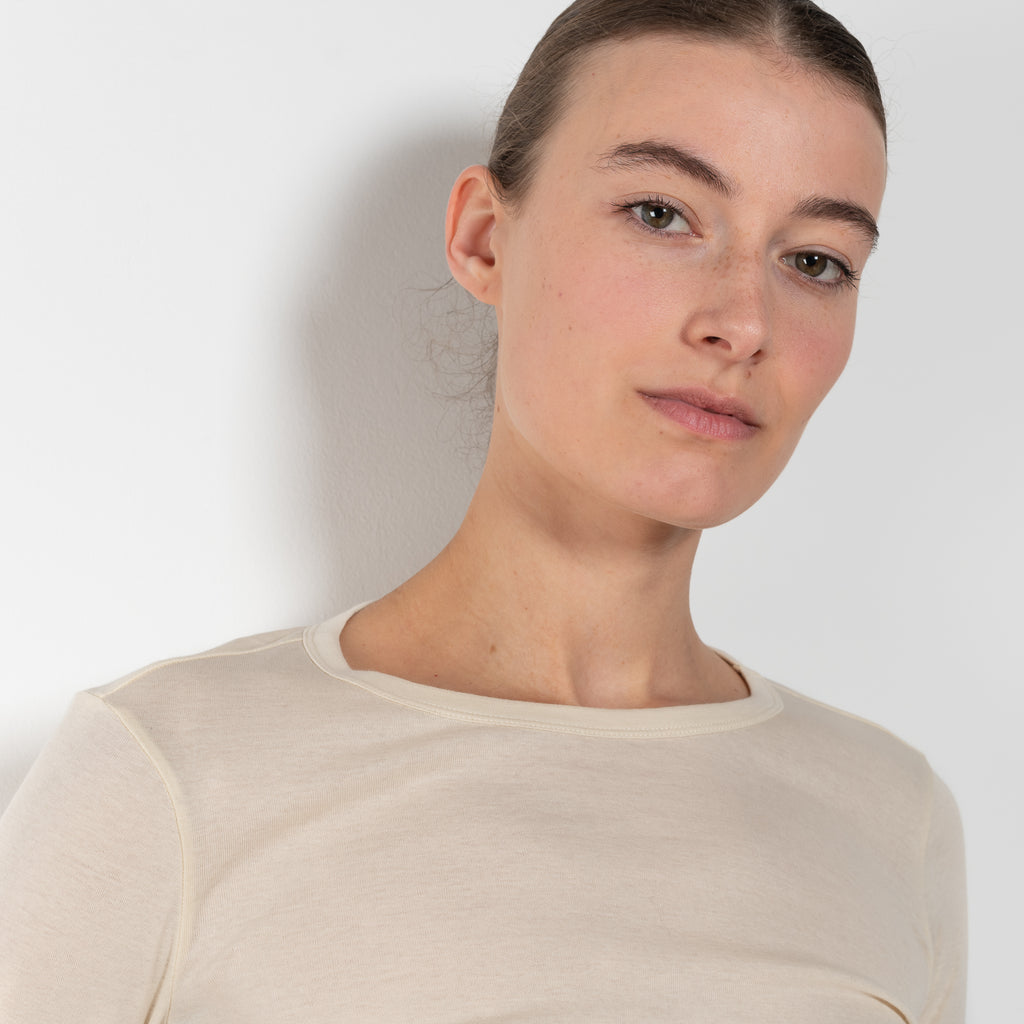 olivia longsleeve tee off white