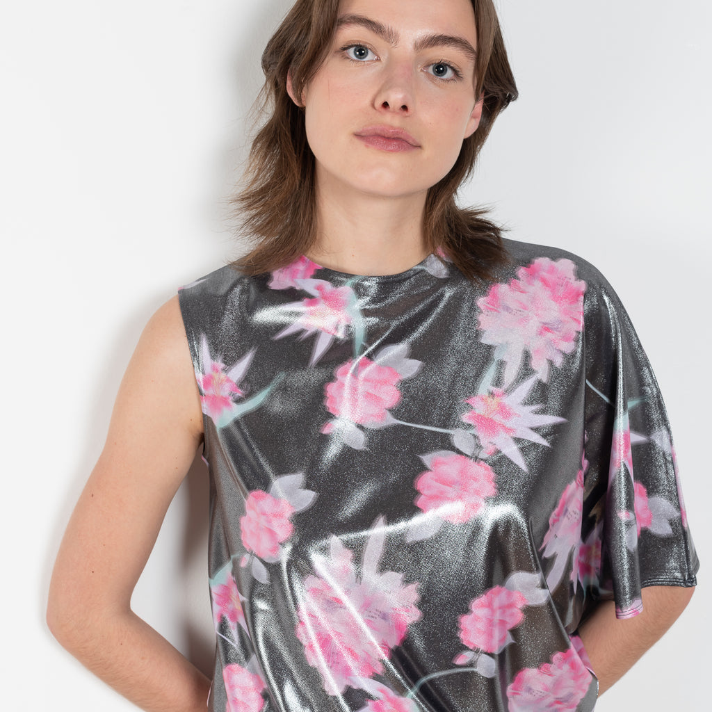 The Didi Slick Dress by Julie Kegels is Glossy dress with tropical flower print with adjustable length