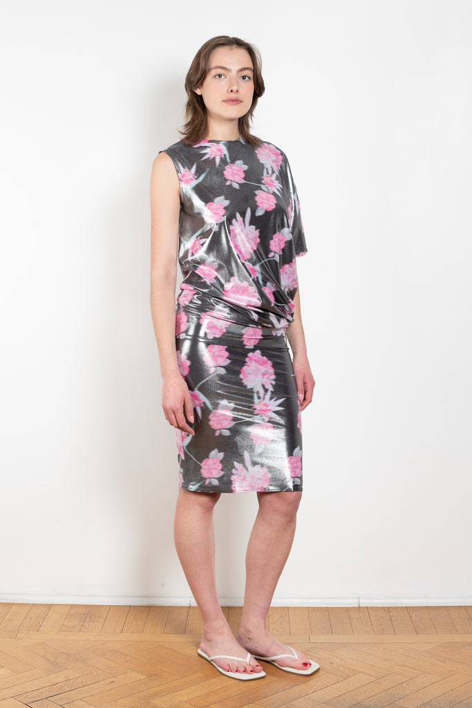 The Didi Slick Dress by Julie Kegels is Glossy dress with tropical flower print with adjustable length

