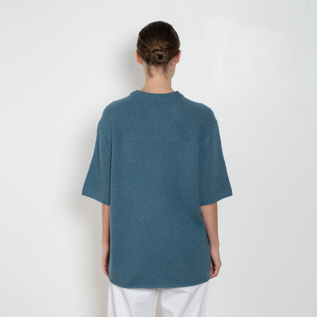 lisa yang elvina sweater