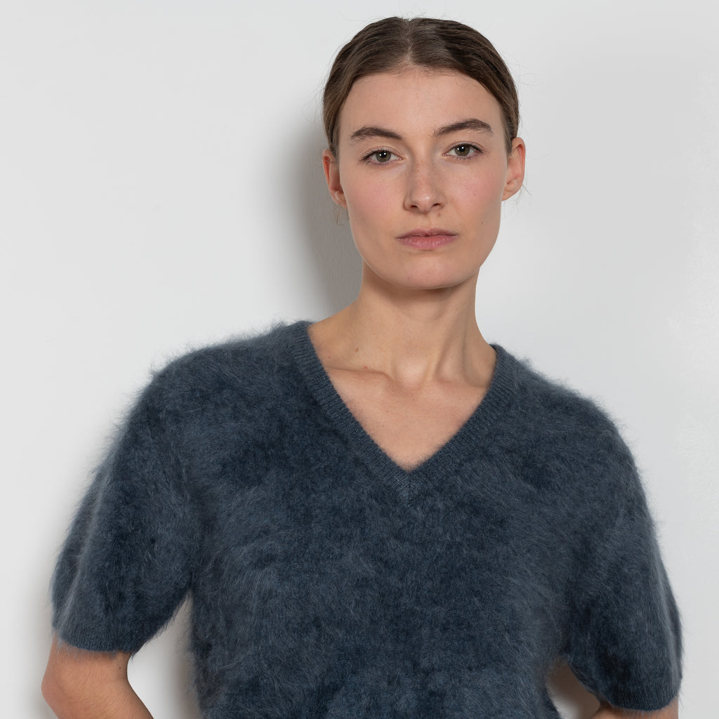 lisa yang lovisa sweater