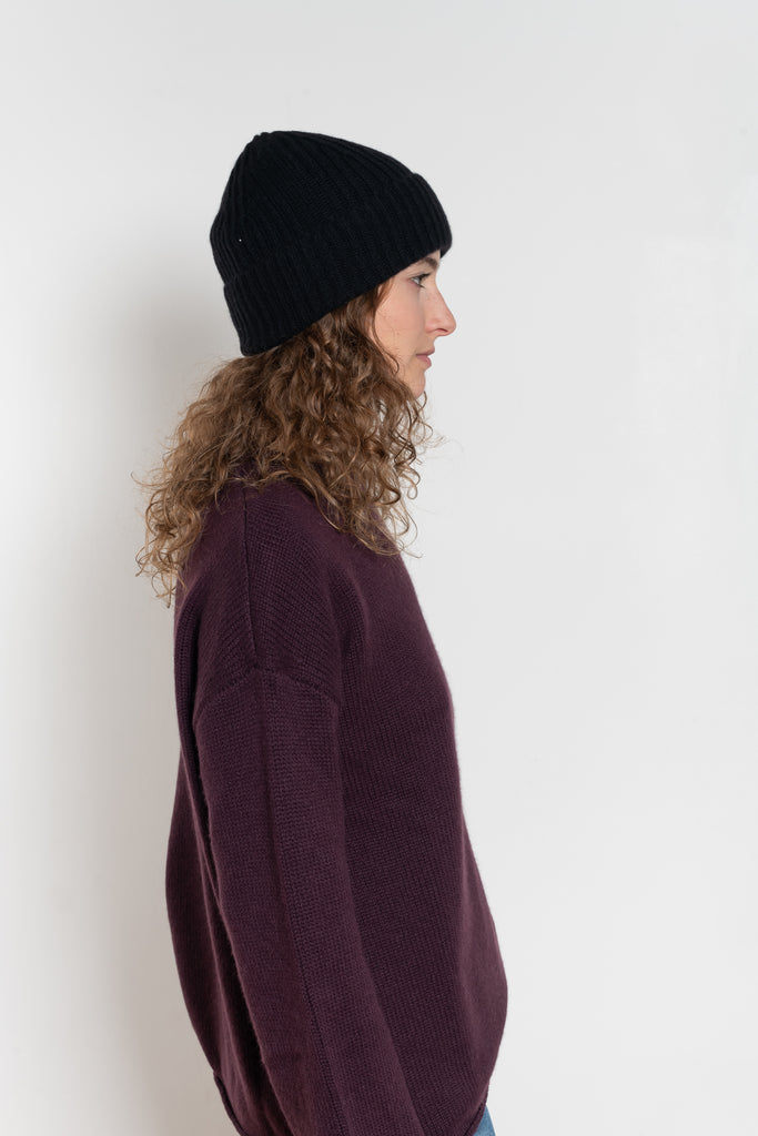 lisa yang martigny beanie