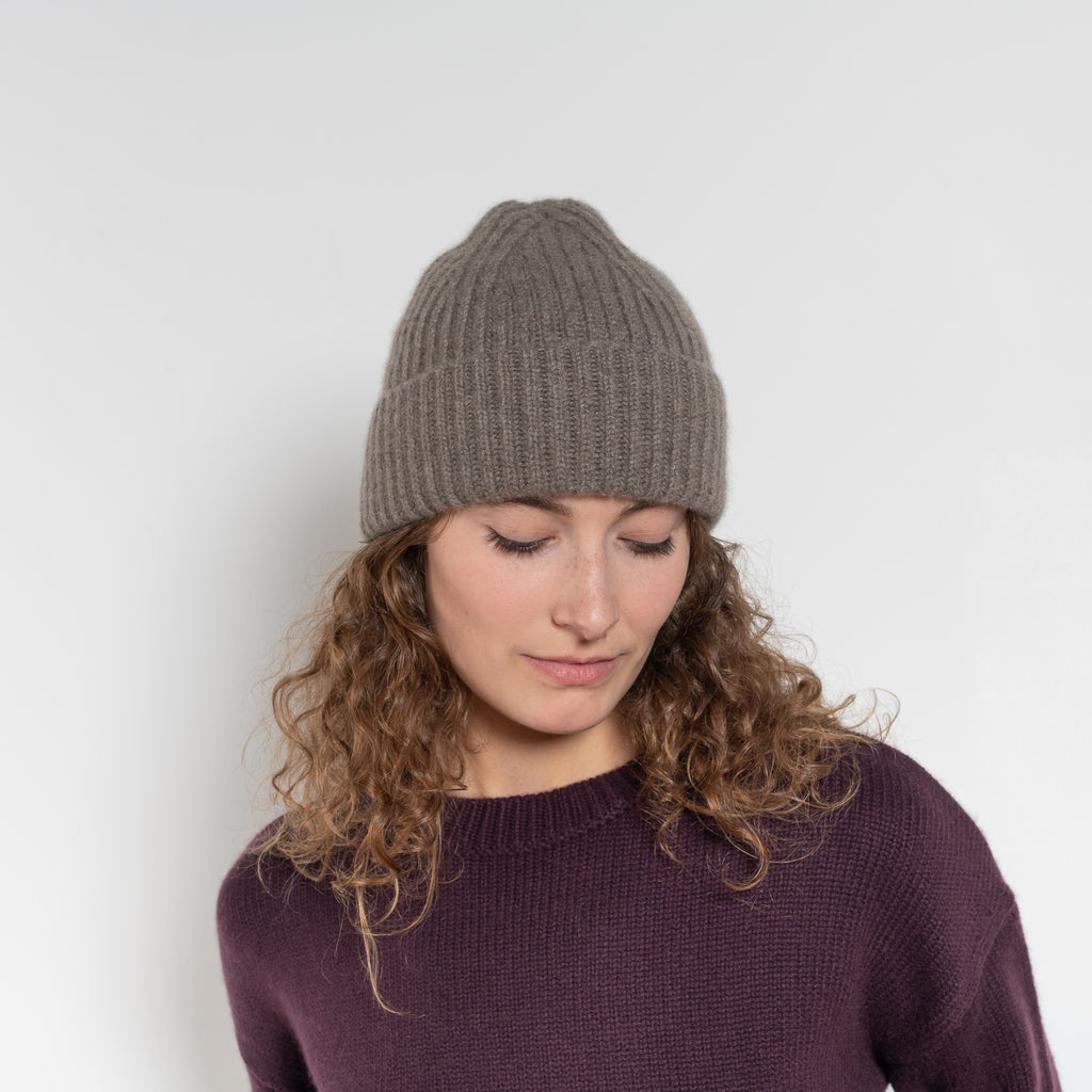 lisa yang martigny beanie