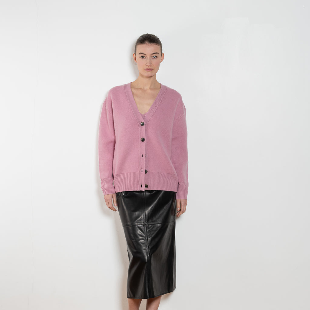 lisa yang nala top
