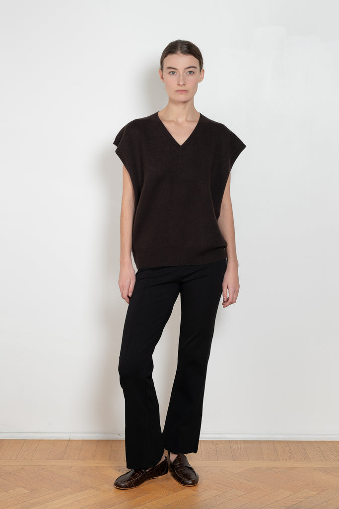 lisa yang navarra top