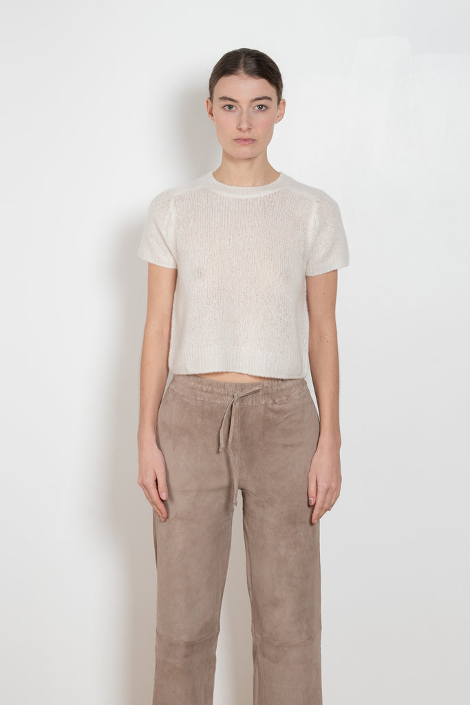 lisa yang siona tshirt cream