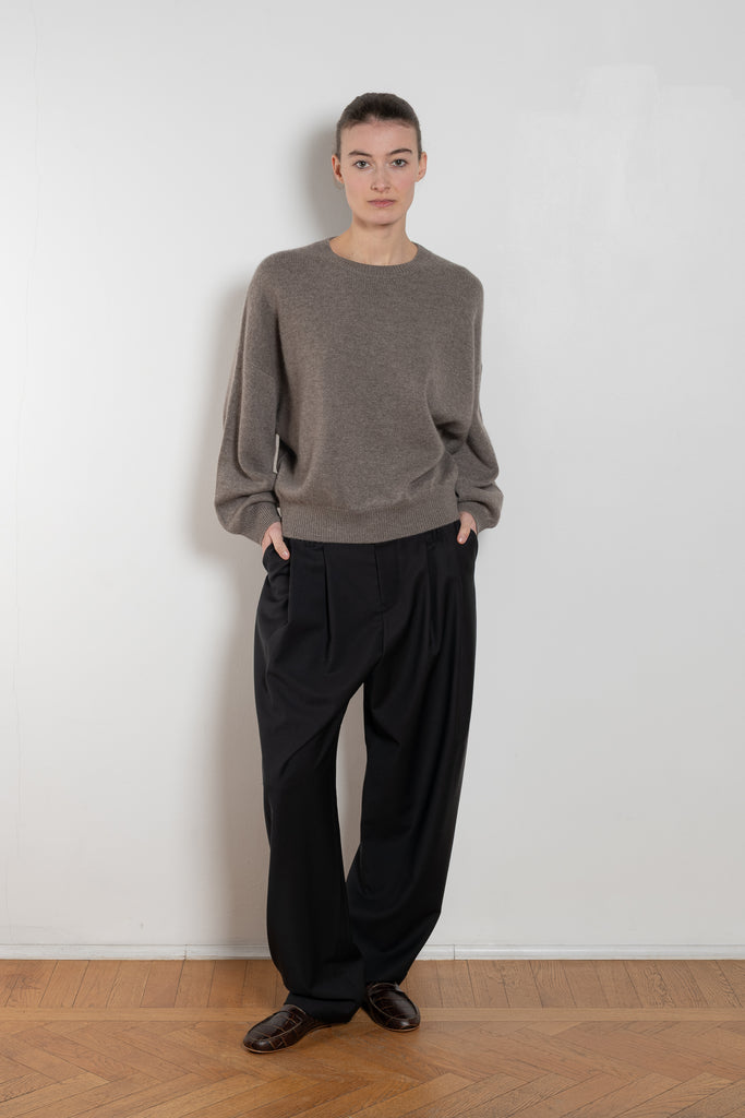 lisa yang veira sweater