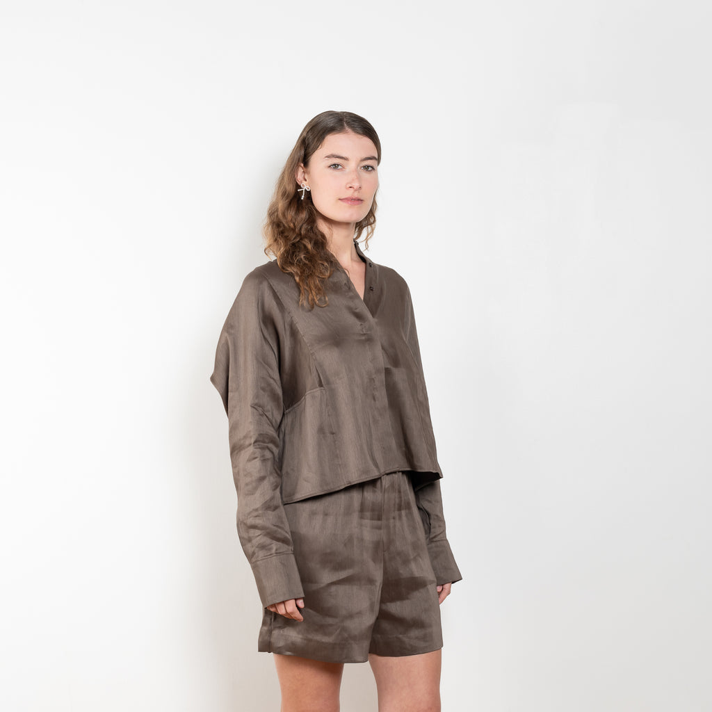 The Siara Top by Loulou Studio is a silk linen organza top with an airy back pleat