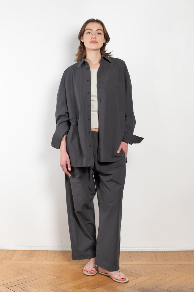 The Poplin Cotton Shirt N°1 by Maud Van Den Beussche is a relaxed oversized shirt with patch pockets in a beautiful poplin cotton