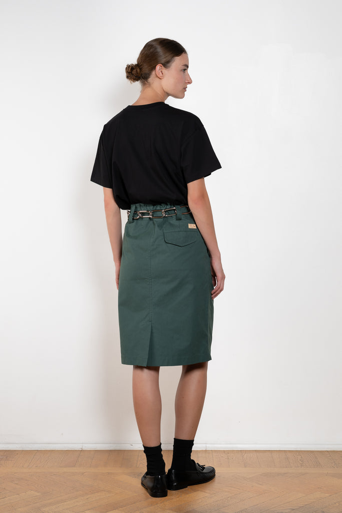 The Chino Pencil Skirt by Meryll Rogge is a unique pencil skirt with a workwear-like silhouette. With XL loop belts and side pockets