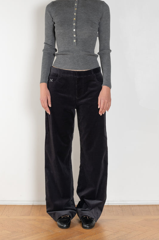 The Jimi Pants by Nackiye is a relaxed low waist straight pant with two pockets at the rear, including two front pockets