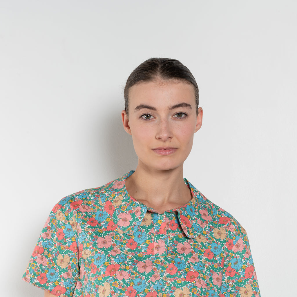 The Kennedy Top by Nackiye is 60s inspired style slip on top with a relaxed open collar, feminine floral print and A-line silhouette