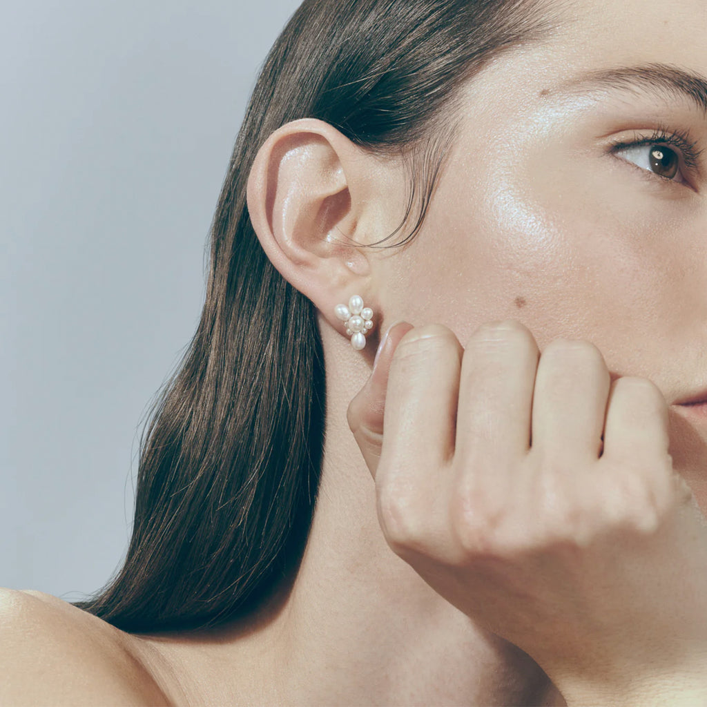 sophie bille brahe petite amis fleur earring