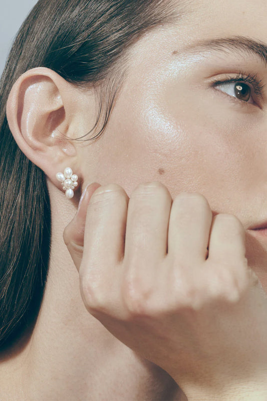 sophie bille brahe petite amis fleur earring