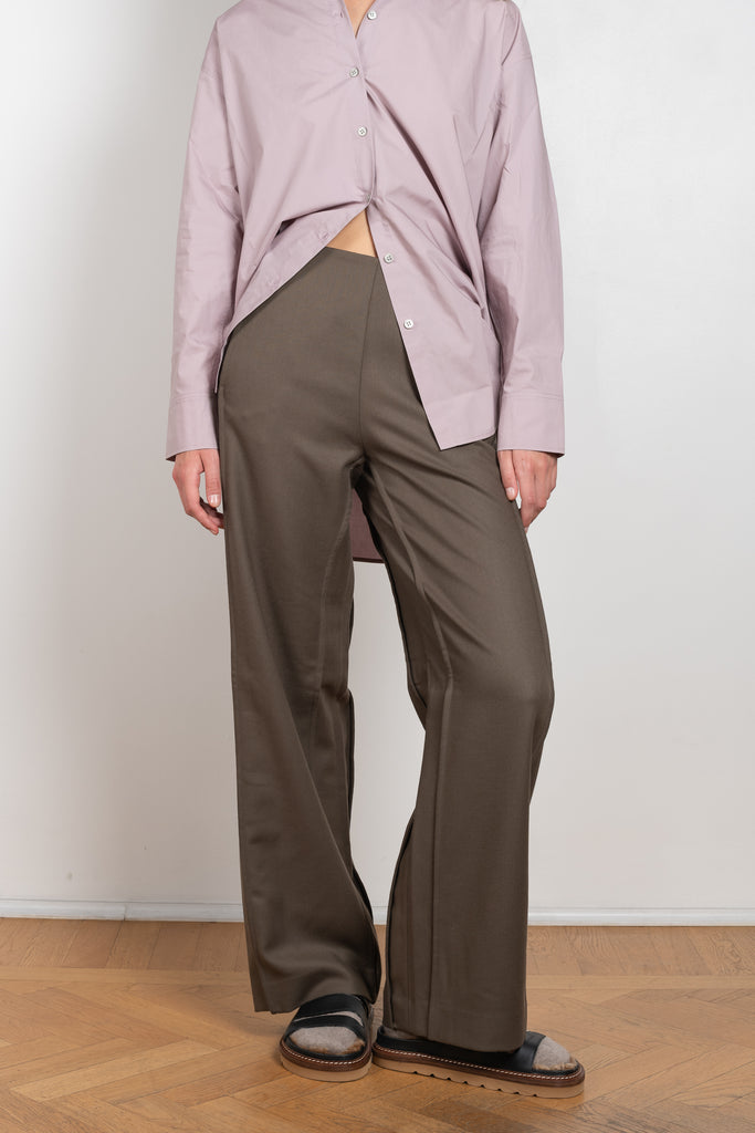 The Wide Legged Trousers 0663 by Acne Studios are fluid wool twill suiting pants with a wide-legged fit