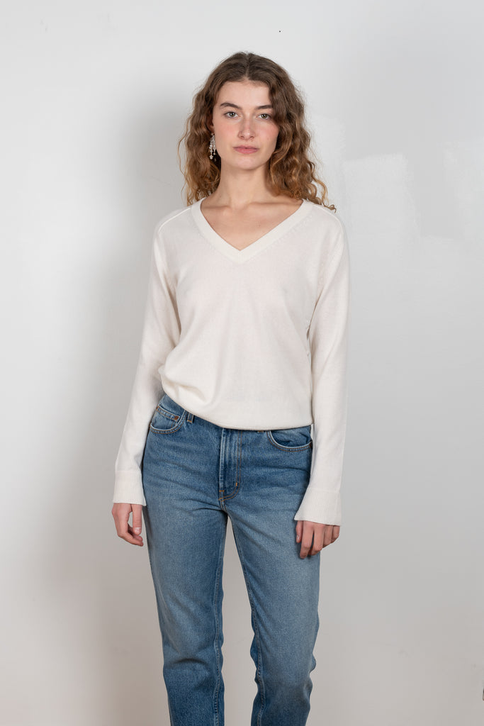 The Louis Hi Slim jeans by  is a high waisted jeans with a fitted straight leg in a vintage medium blue wash