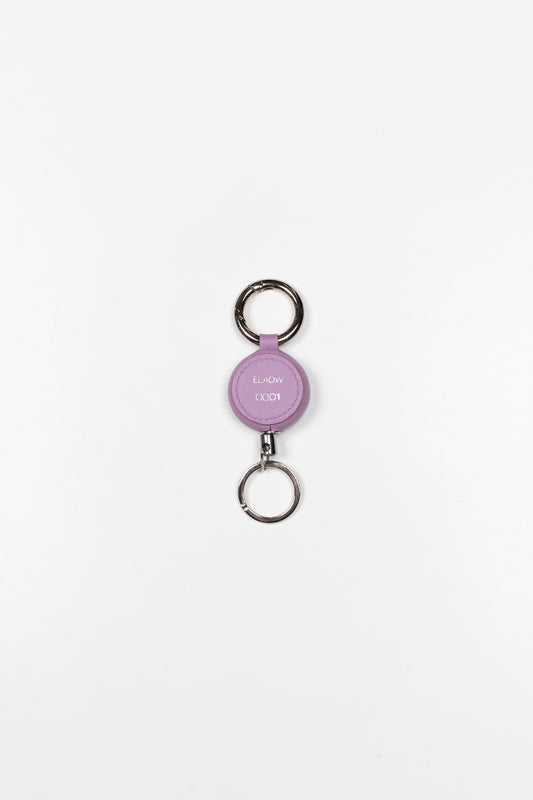 The PK1 Key Holder by ELAOW is a retractable key holder made in soft nappa leather to customize your ELAOW bags