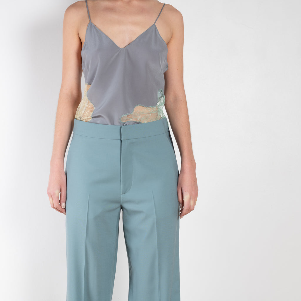 The Trouser 0301 by GAUCHERE is a signature mid waisted trouser with a wide leg and contrasted cream stitching on the sides