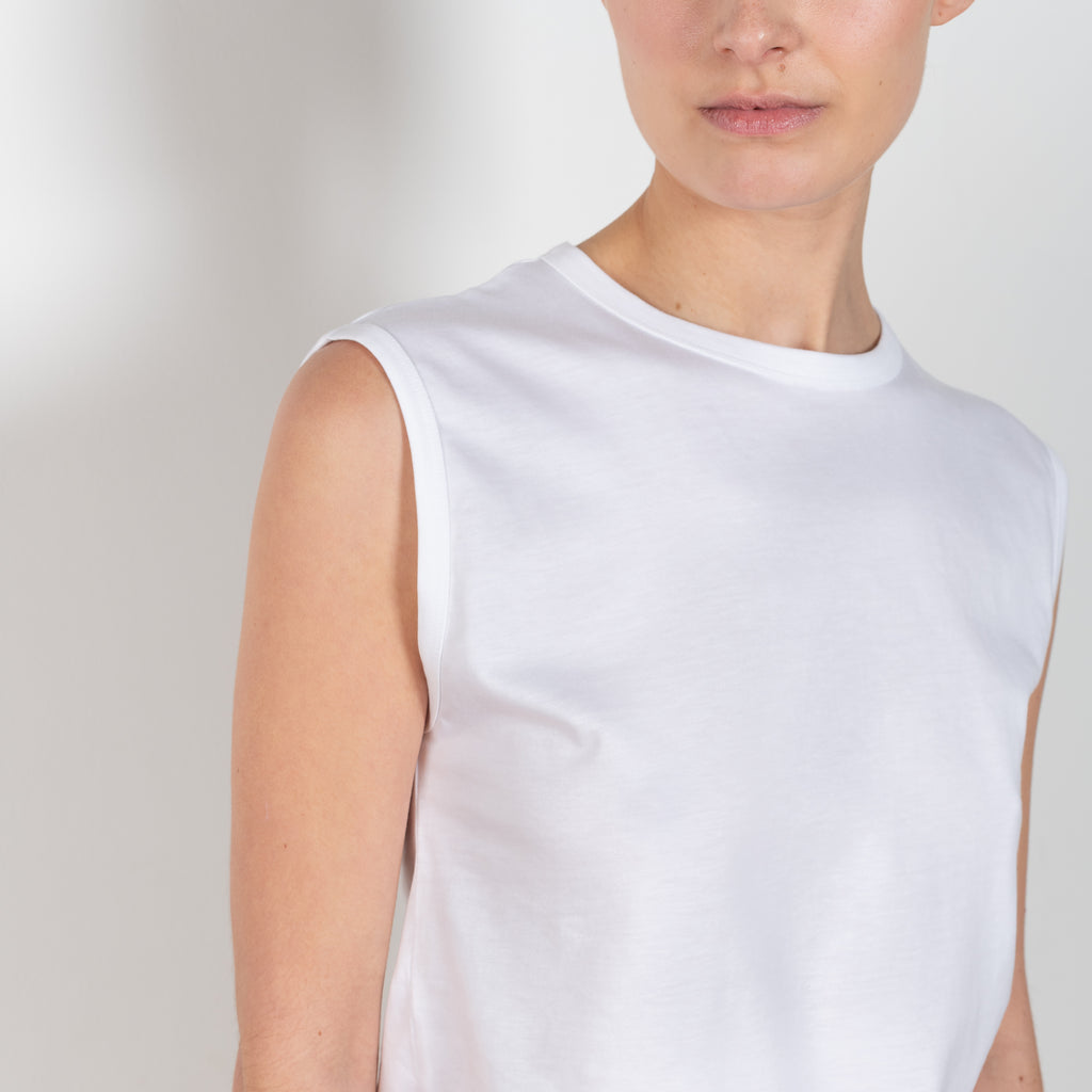 The Brani Tee by LOULOU STUDIO is a tank top with a high neck in a structured pima cotton