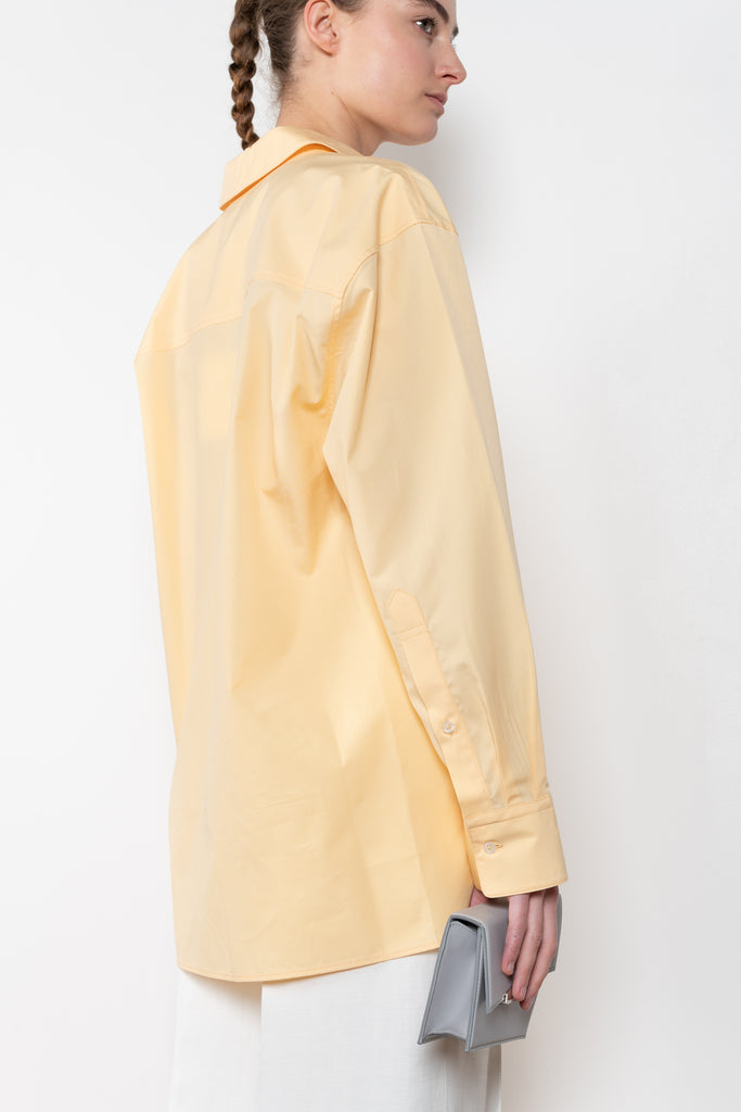 The Espanto Shirt by Loulou Studio is a oversized shirt in a crisp cotton with generous volumes